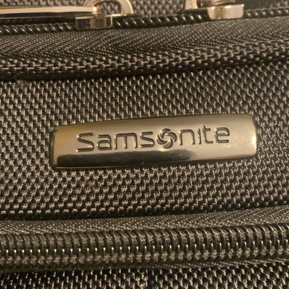 Samsonite Checkpoint-Friendly Computer Case - Picture 4 of 16